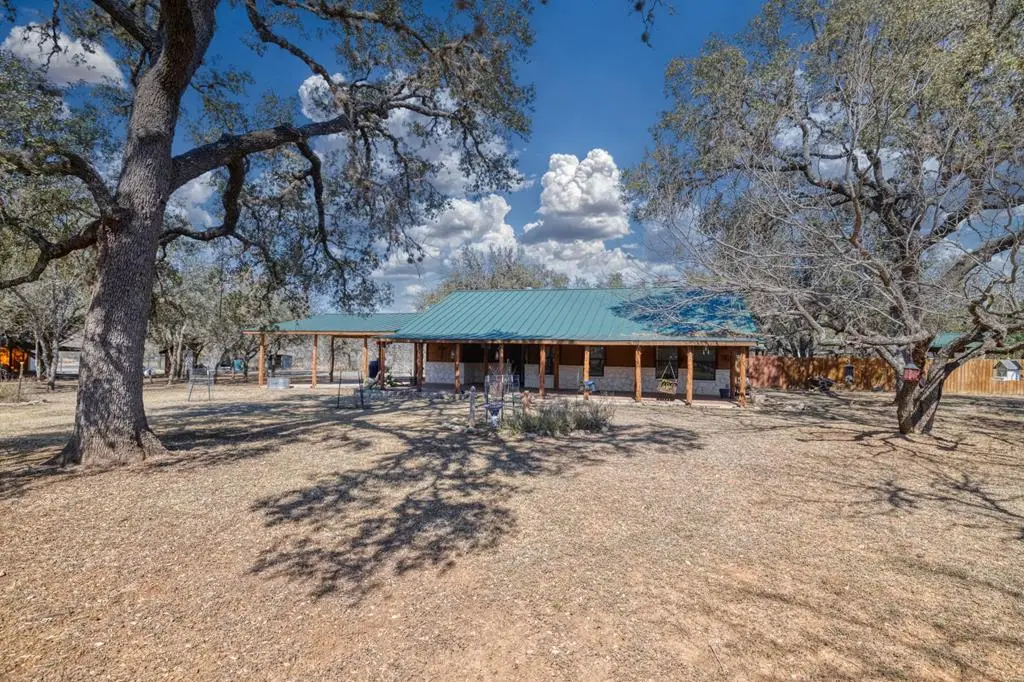 119 Kahn Dr, Rio Frio, TX 78879 - #1