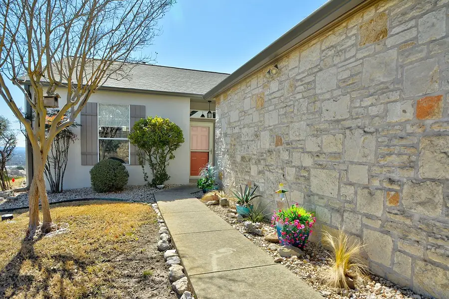1004 Edinburgh, Kerrville, TX 78028 - #3