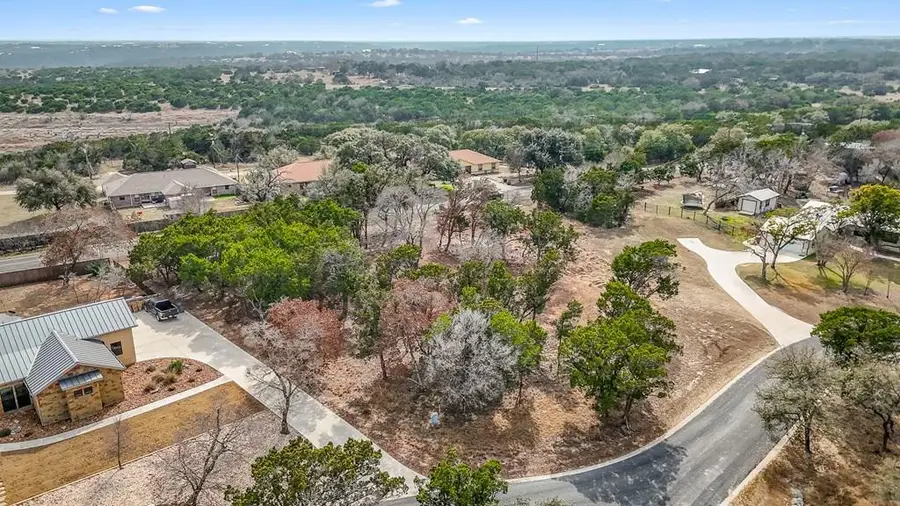 376 San Juan S, Kerrville, TX 78028 - #2