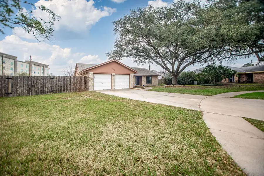 212 Buckingham, Victoria, TX 77904 - #2