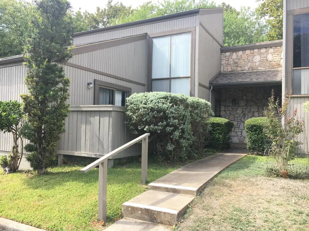 1905 West Lane, Kerrville, TX 78028 - #1