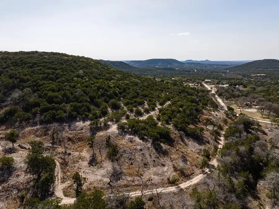 191 Scott Dr, Center Point, TX 78010 - #3