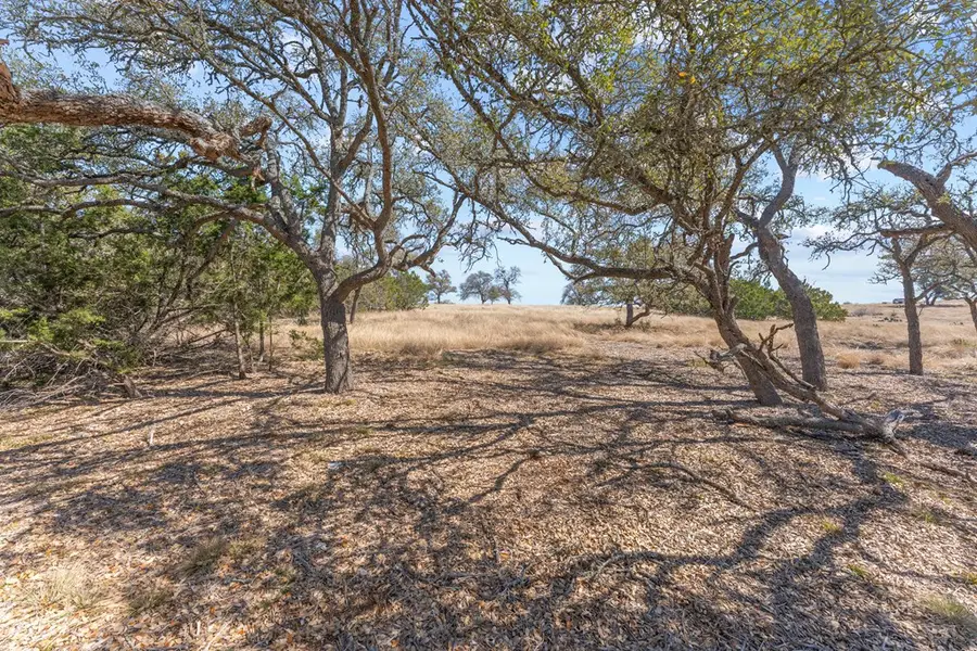 1700 N Cattlemans Crossing Dr, Kerrville, TX 78028 - #3