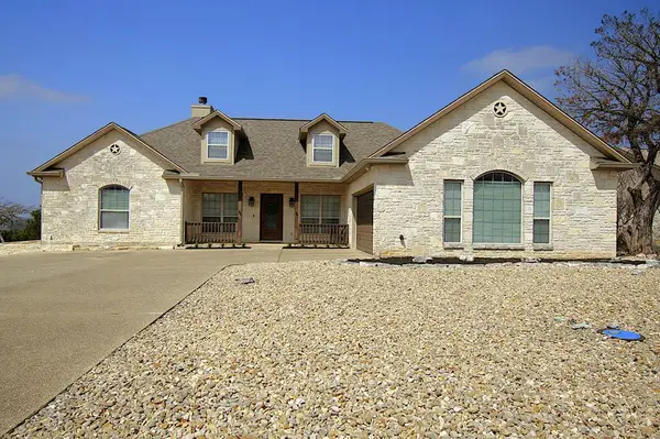 1914 Summit Ridge Dr, Kerrville, TX 78028