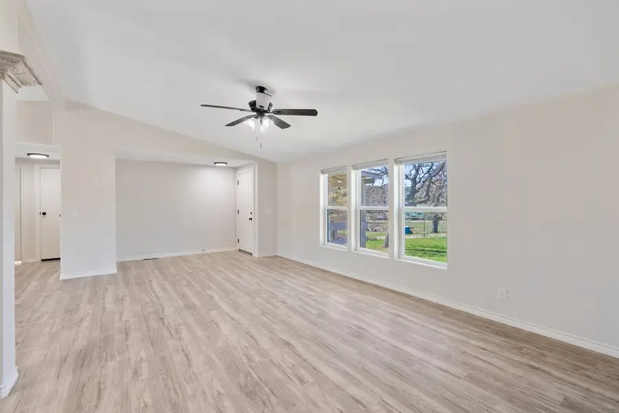 235 S Lillian Dr, Kerrville, TX 78028 - #3