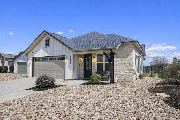 1073 Roanoke Ln, Kerrville, TX 78028