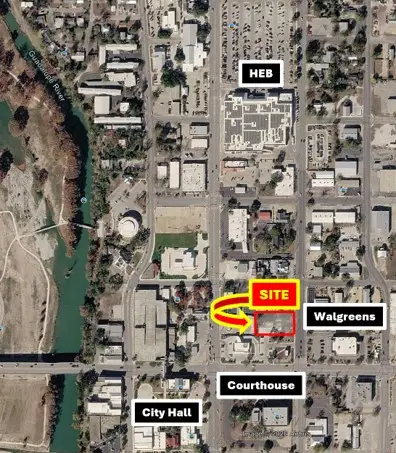 621 Jefferson St, Kerrville, TX 78028 - #2