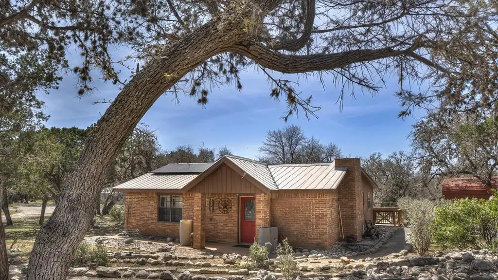 22 George Hoover Ln, Leakey, TX 78873 - #1