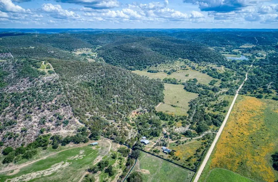 801 Mickle Creek Rd, Medina, TX 78055 - #3