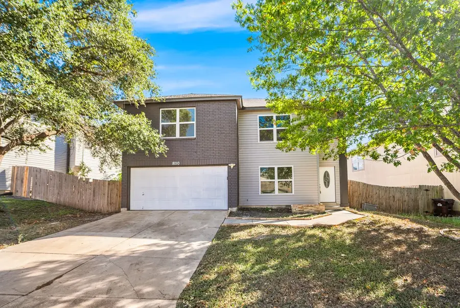 8010 Chestnut Gate Dr, Converse, TX 78109 - #2