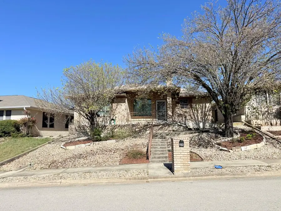 214 Oak Hill Dr, Kerrville, TX 78028 - #3
