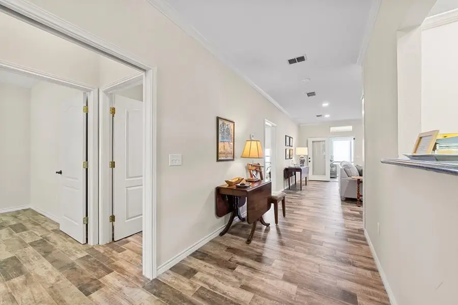 1008 Edinburgh, Kerrville, TX 78028 - #3