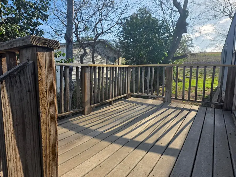 106-A Clark St, Ingram, TX 78025 - #2