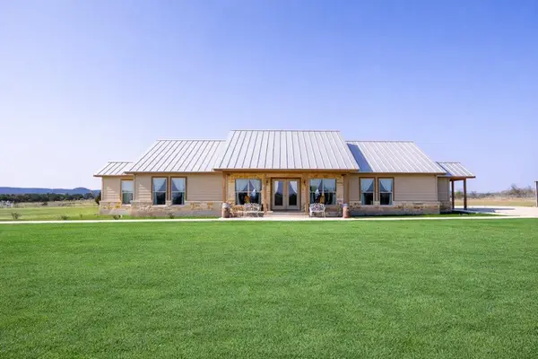 5025 N Hwy 16, Bandera, TX 78003