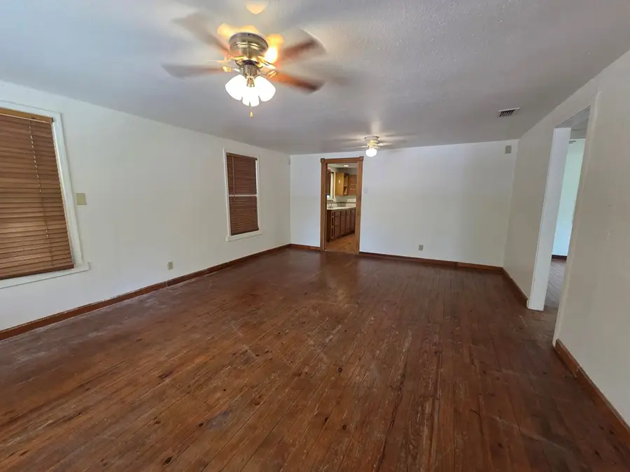 3414 Riverside Dr, Kerrville, TX 78028 - #3