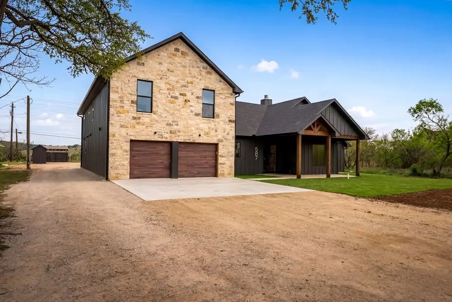 587 Bob Moritz Dr, Fredericksburg, TX 78624 - #3