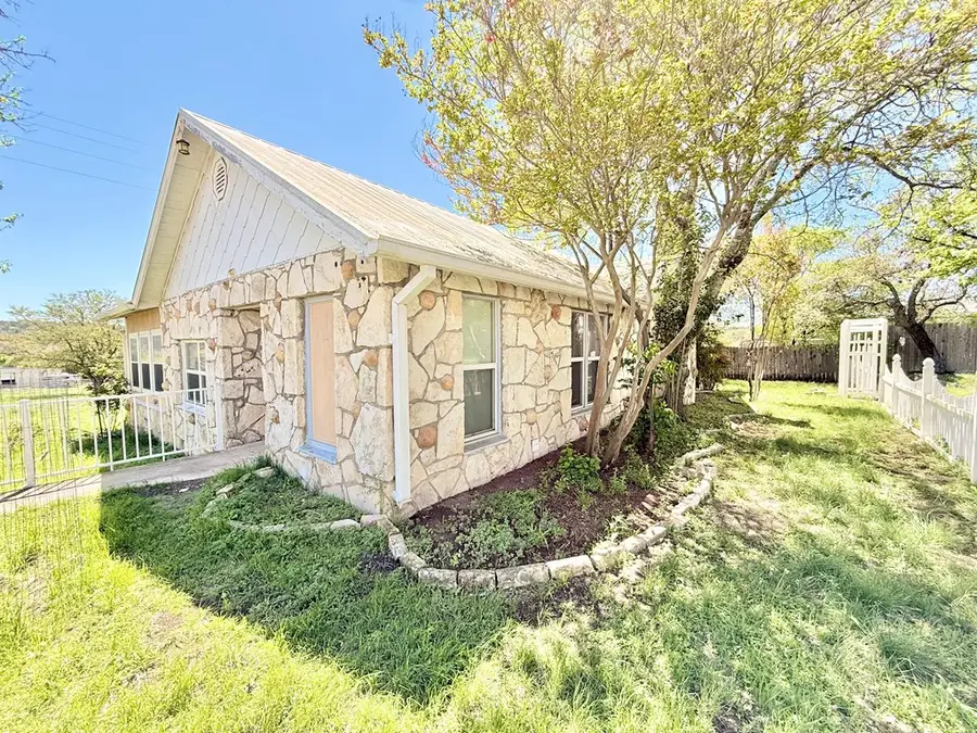 125 Henderson Branch Rd, Ingram, TX 78025 - #3