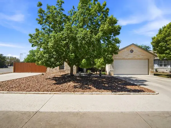 1922 Weston Loop, Kerrville, TX 78028