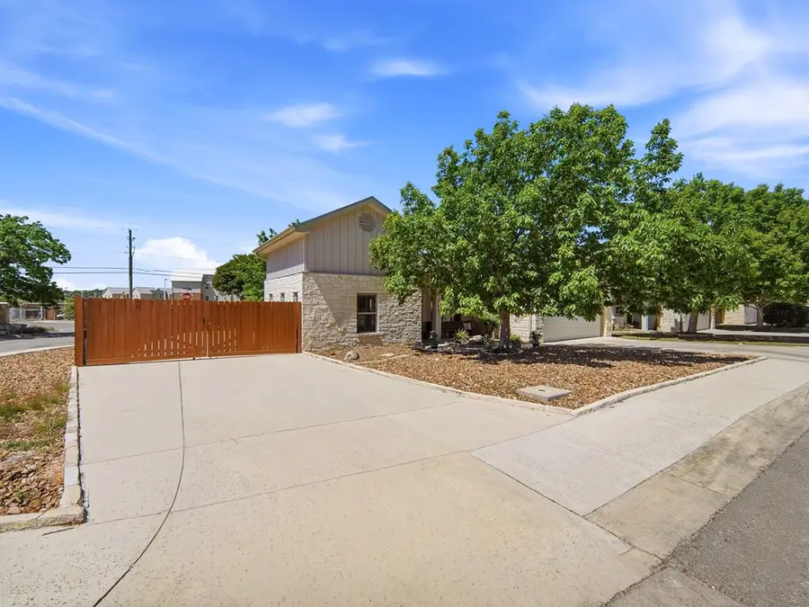 1922 Weston Loop, Kerrville, TX 78028 - #3