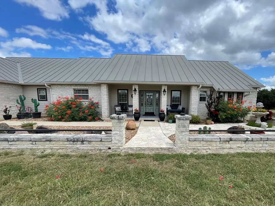 360 Bluff Creek Rd, Center Point, TX 78010 - #3
