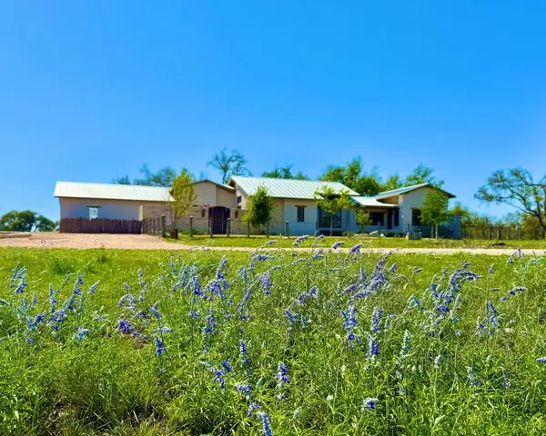 2178 S Ranch Rd 783, Harper, TX 78631