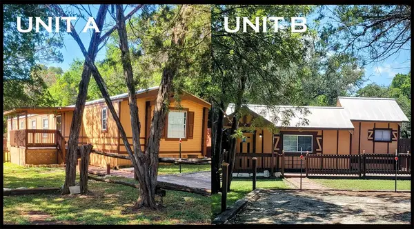 138 Grey Moss Ct, Ingram, TX 78025