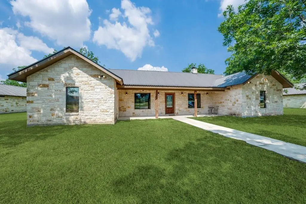 170 Johnny Seibert Ln, Leakey, TX 78873 - #1