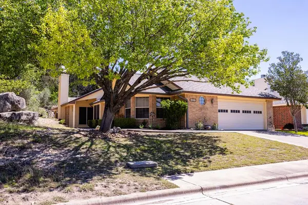 1252 Victory Lane, Kerrville, TX 78028