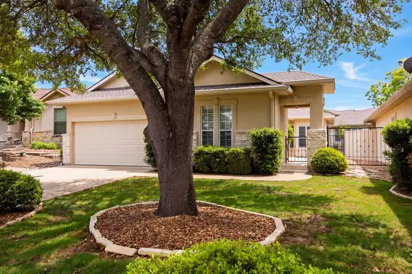 2717 Indian Wells Dr, Kerrville, TX 78028