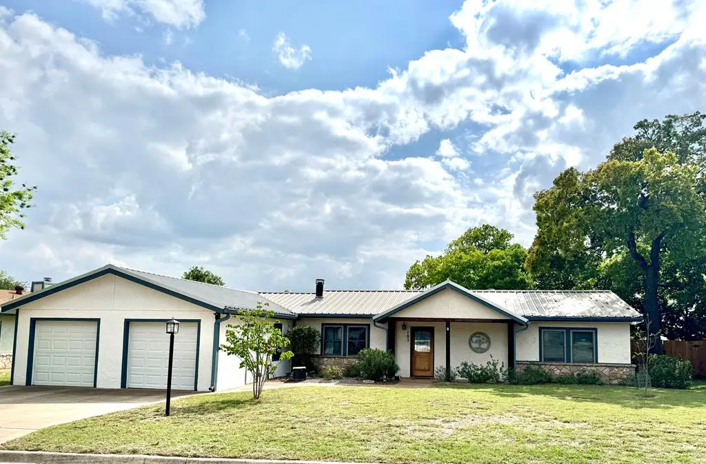 105 Dover Dr, Kerrville, TX 78028 - #1