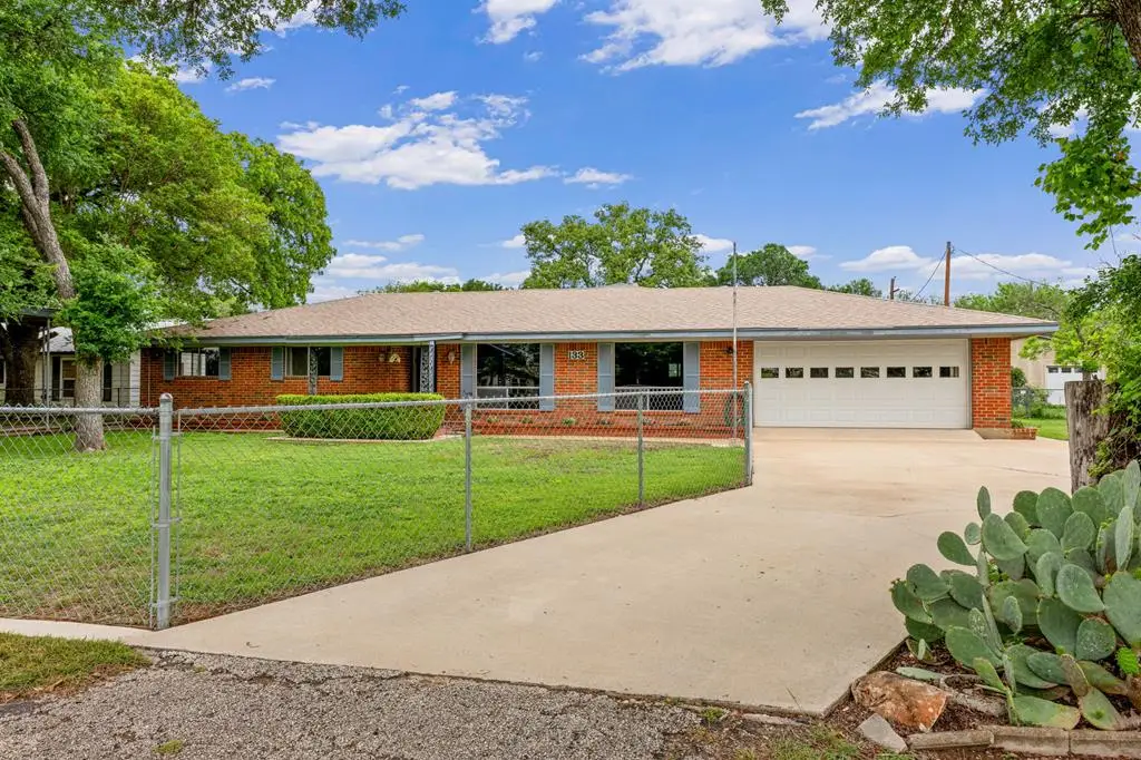 133 E Oak Way, Kerrville, TX 78028 - #1