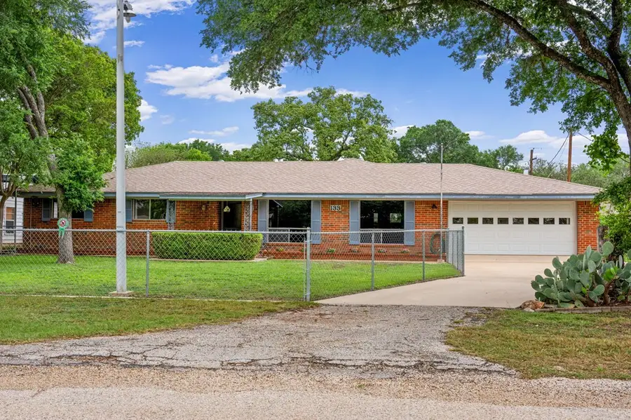 133 E Oak Way, Kerrville, TX 78028 - #2