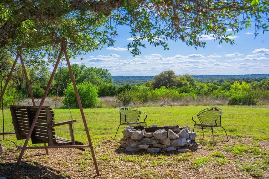 125 Headwaters Dr, Mountain Home, TX 78058 - #3