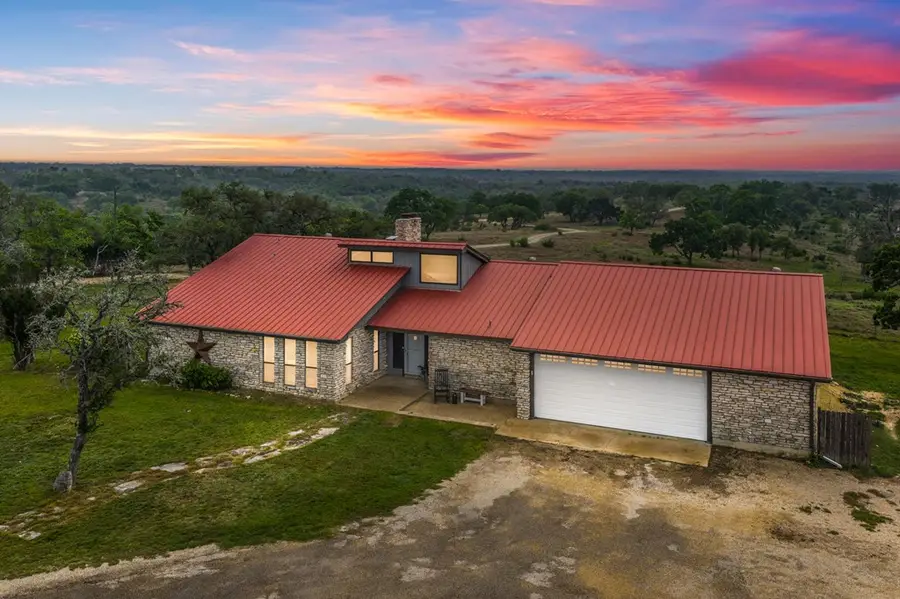5013 Zenner-ahrens Rd, Kerrville, TX 78028 - #3