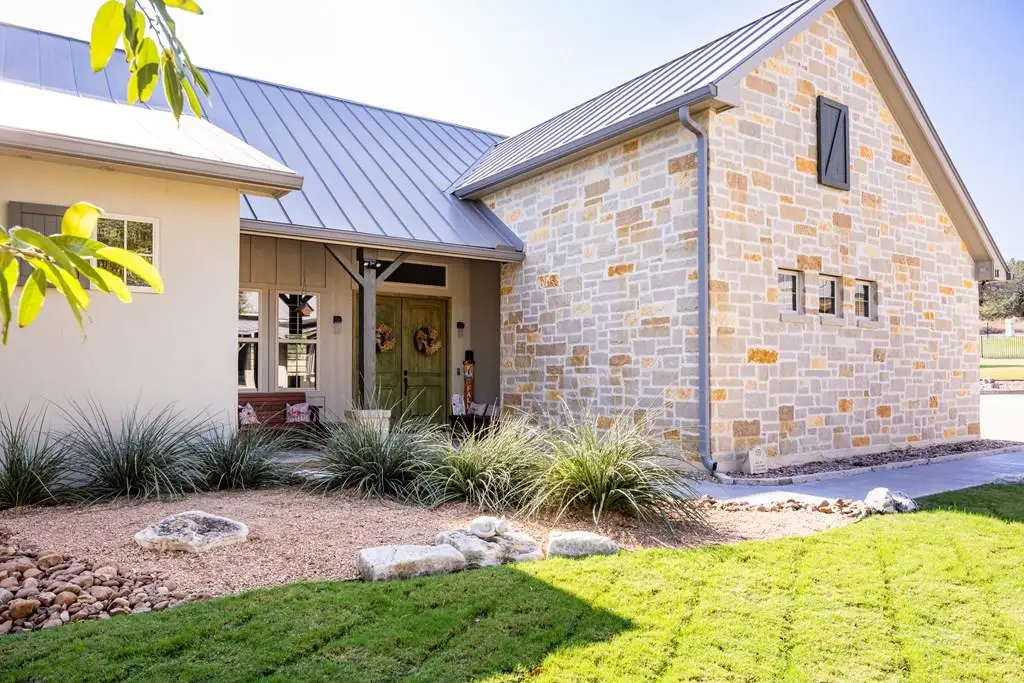 3200-#18 Pinnacle Club Dr, Kerrville, TX 78028 - #1