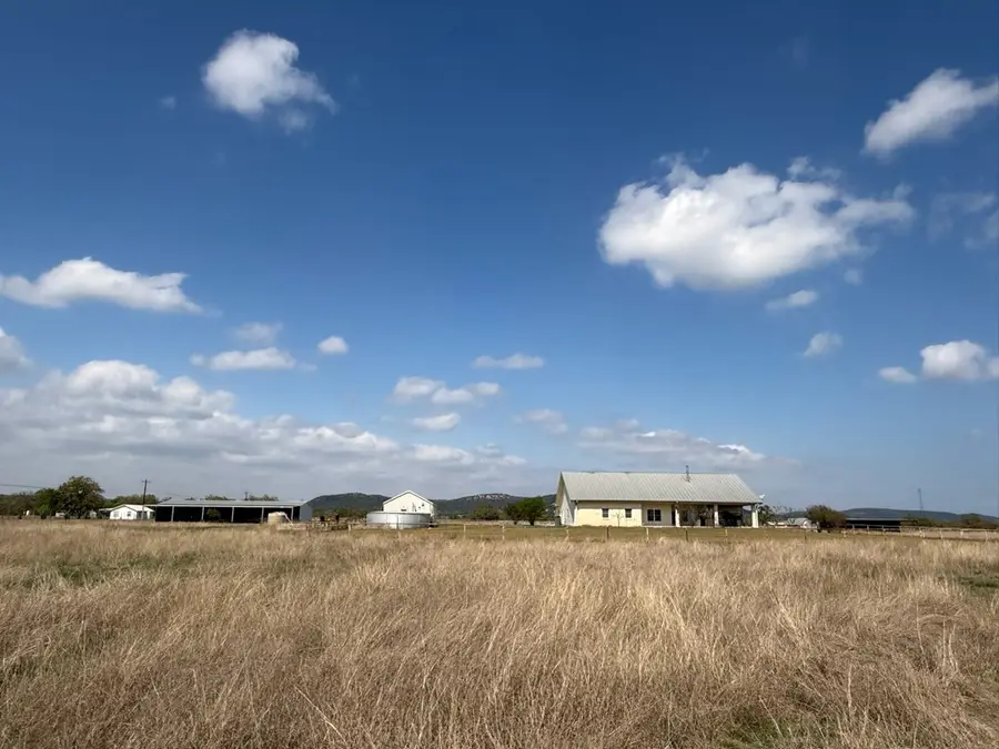 385 Silver Wings, Medina, TX 78055 - #2