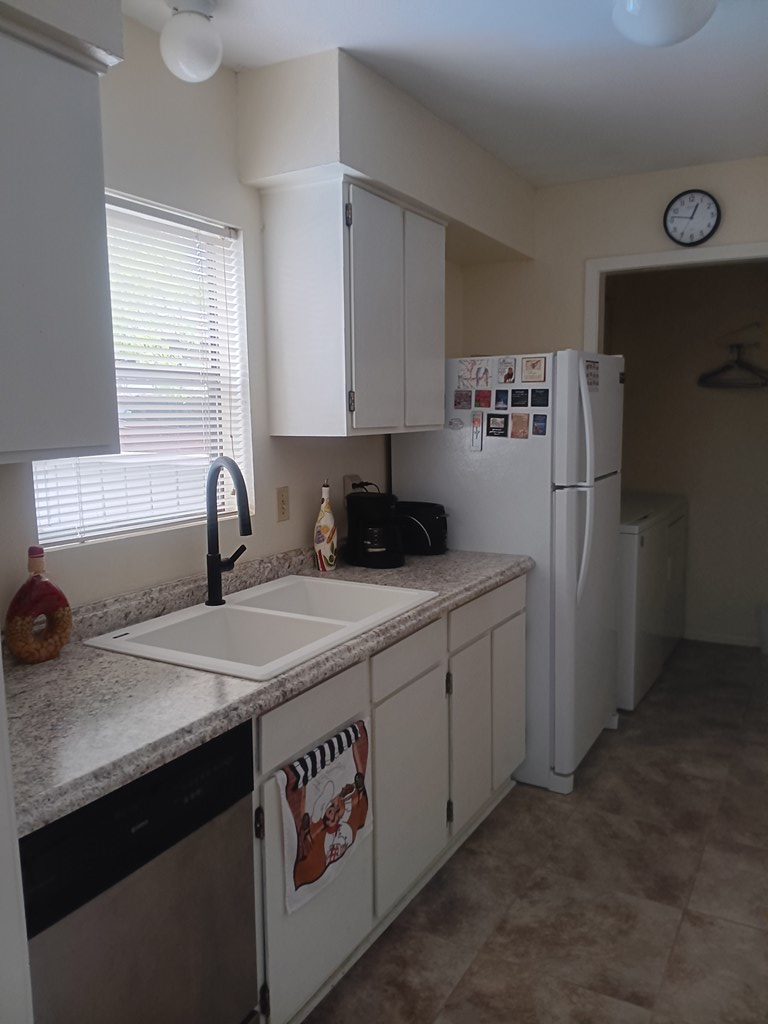 1965 West Lane, Kerrville, TX 78028 - #3