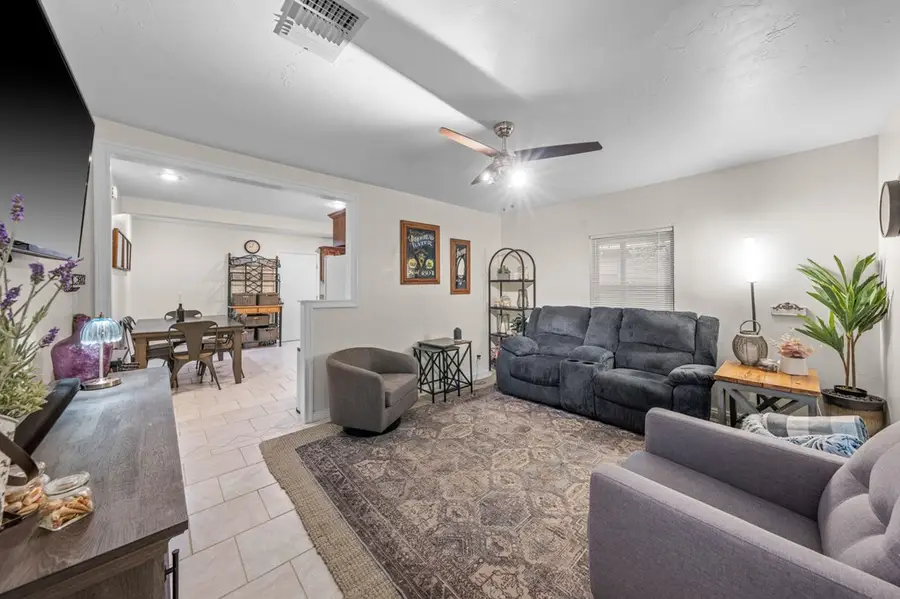 510 E Shady Dr, Kerrville, TX 78028 - #3