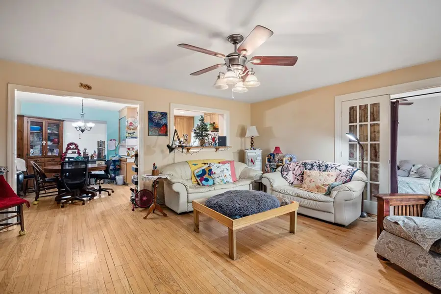511 Harper St, Kerrville, TX 78028 - #3