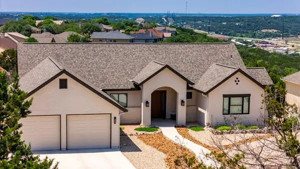 2004 Crown View Dr, Kerrville, TX 78028