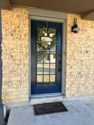 302 Medio Vista Dr, Kerrville, TX 78028 - #2