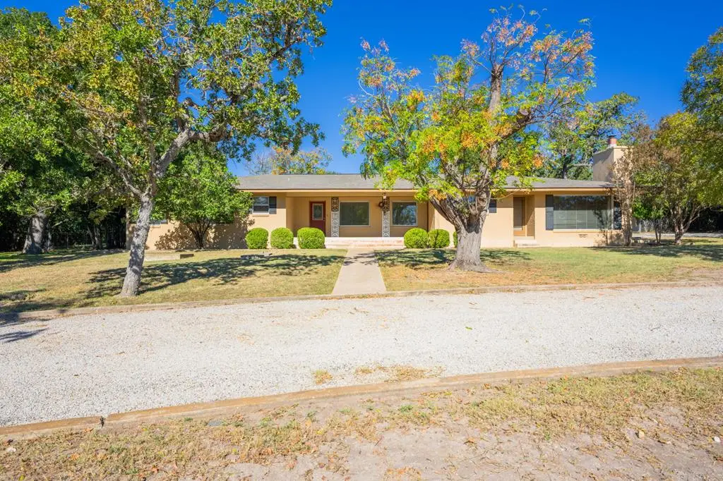 133 Royal Oaks Rd, Kerrville, TX 78028 - #1