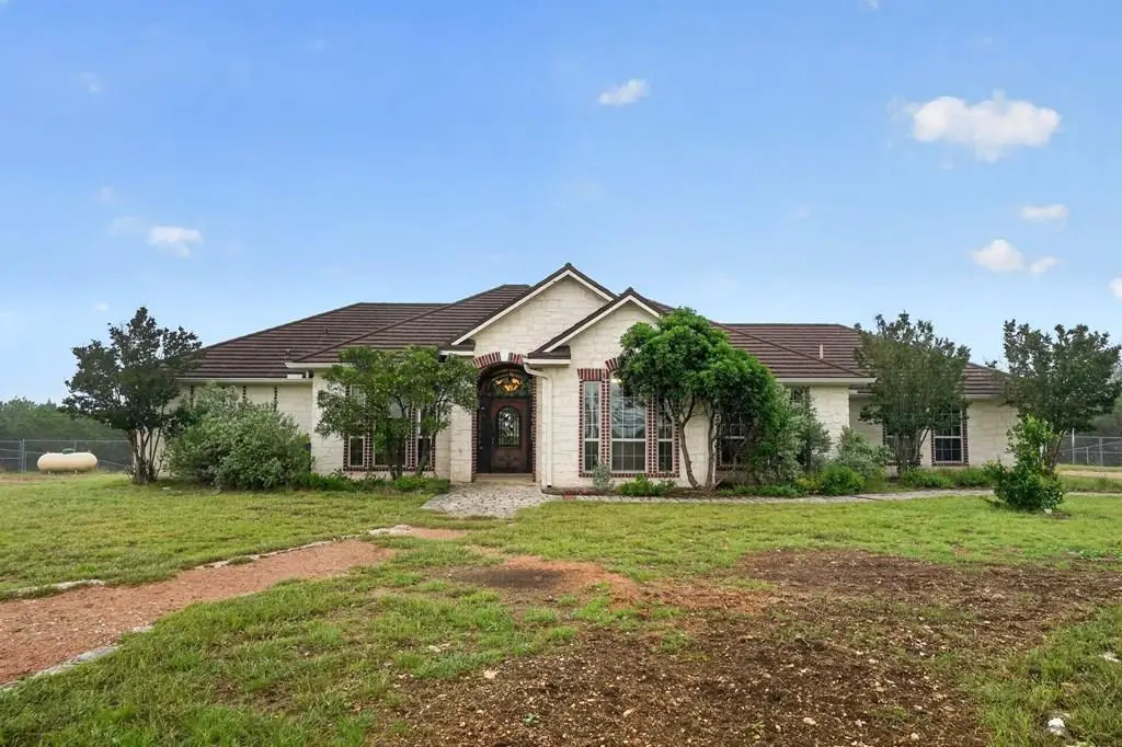 260 Hoof Beat Trail, Kerrville, TX 78028 - #1