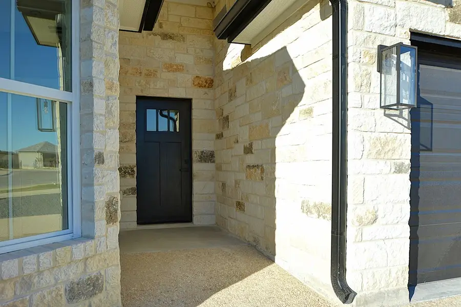 1806 Chateau Lane, Kerrville, TX 78028 - #2