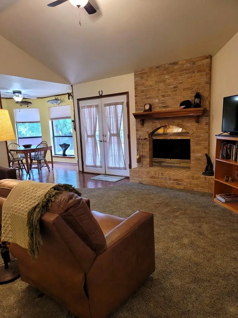 1441 N Gloucester Pt, Kerrville, TX 78028 - #3