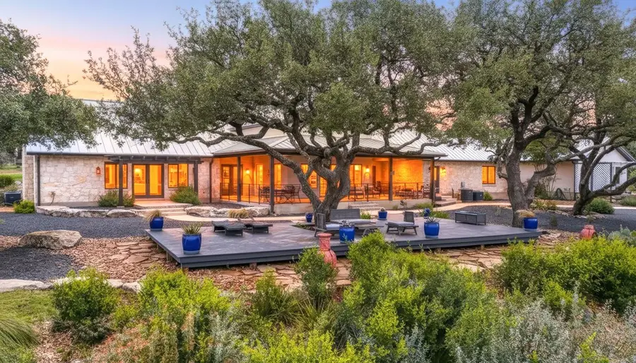 2814 Panther Hollow Dr, Bandera, TX 78003 - #3