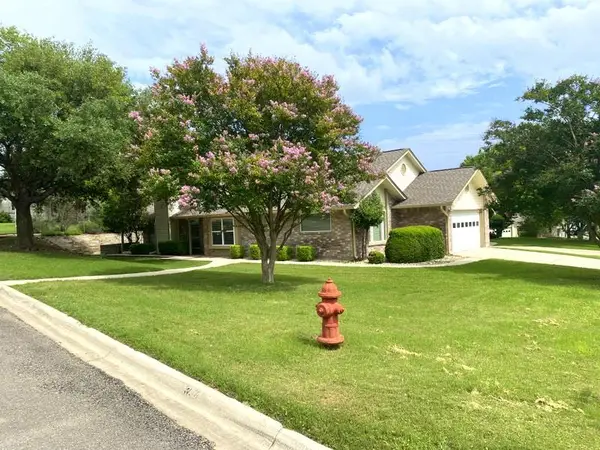 430 N Gloucester Court, Kerrville, TX 78028