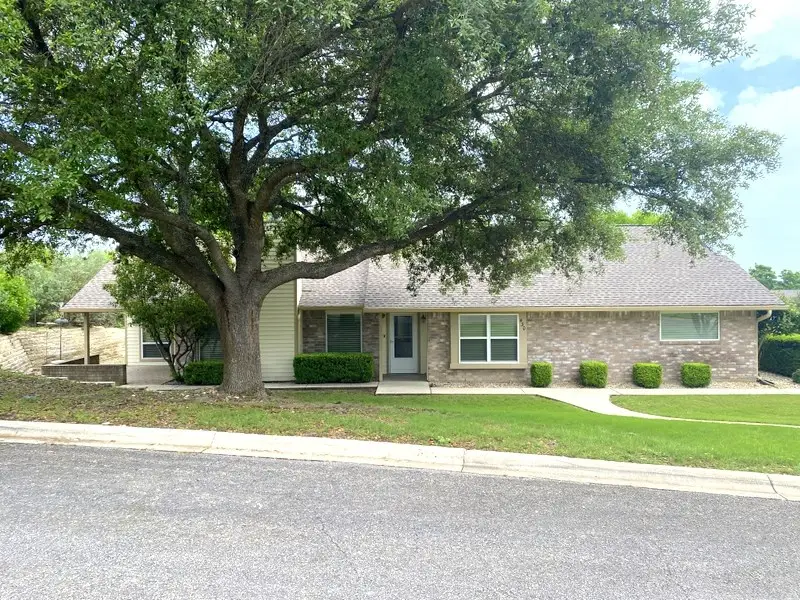 430 N Gloucester Court, Kerrville, TX 78028 - #2
