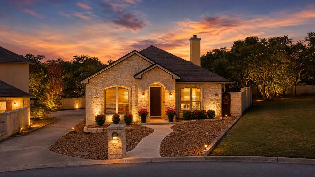 150 E St Andrews Loop, Kerrville, TX 78028 - #1