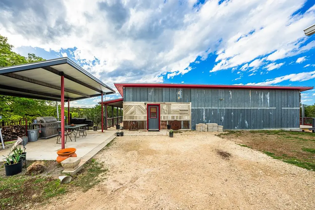 1994 Bear Creek Rd, Kerrville, TX 78028 - #1